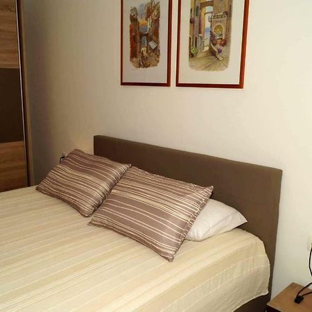 Apartman Eric Apartment Pula Exterior photo